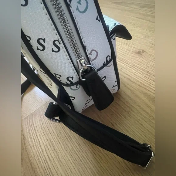 Guess Mini Backpack - Picture 10 of 11